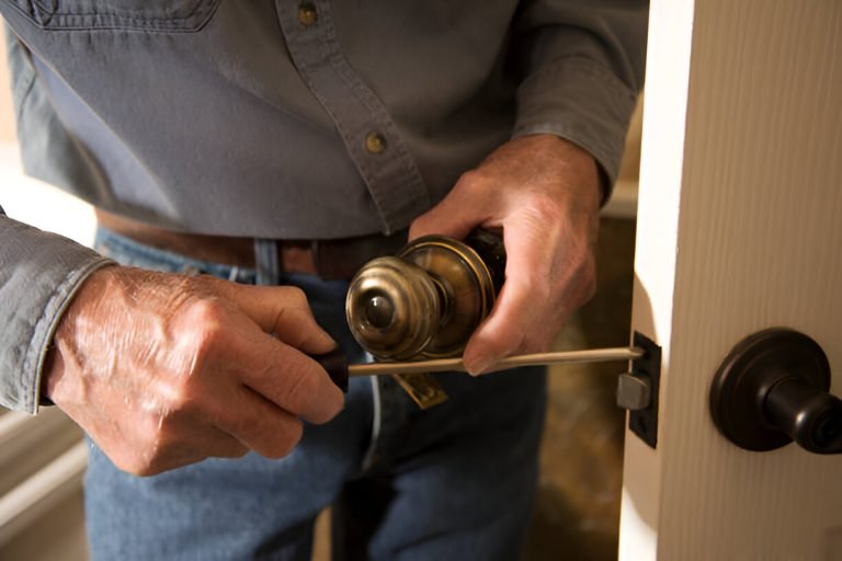 24 hour locksmiths near me
