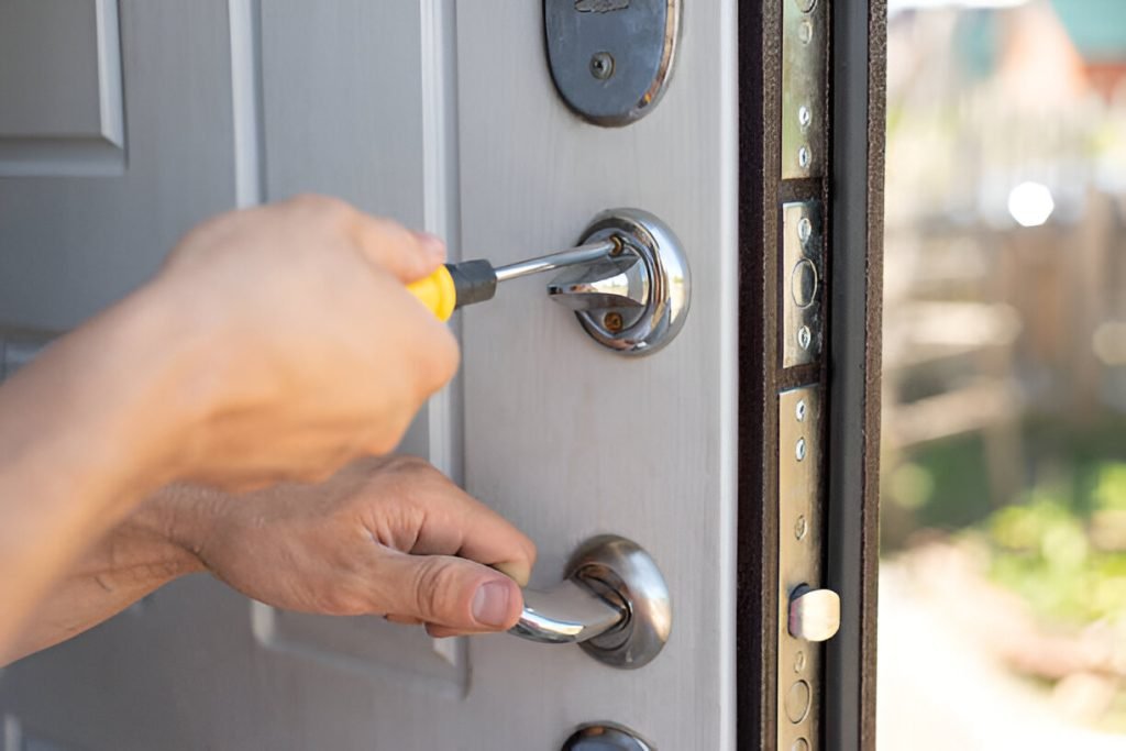 Door Lock Service
